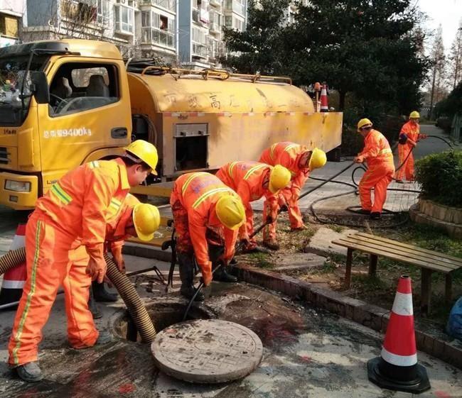 麻栗坡市政管道清淤