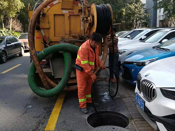 麻栗坡排污管道清淤